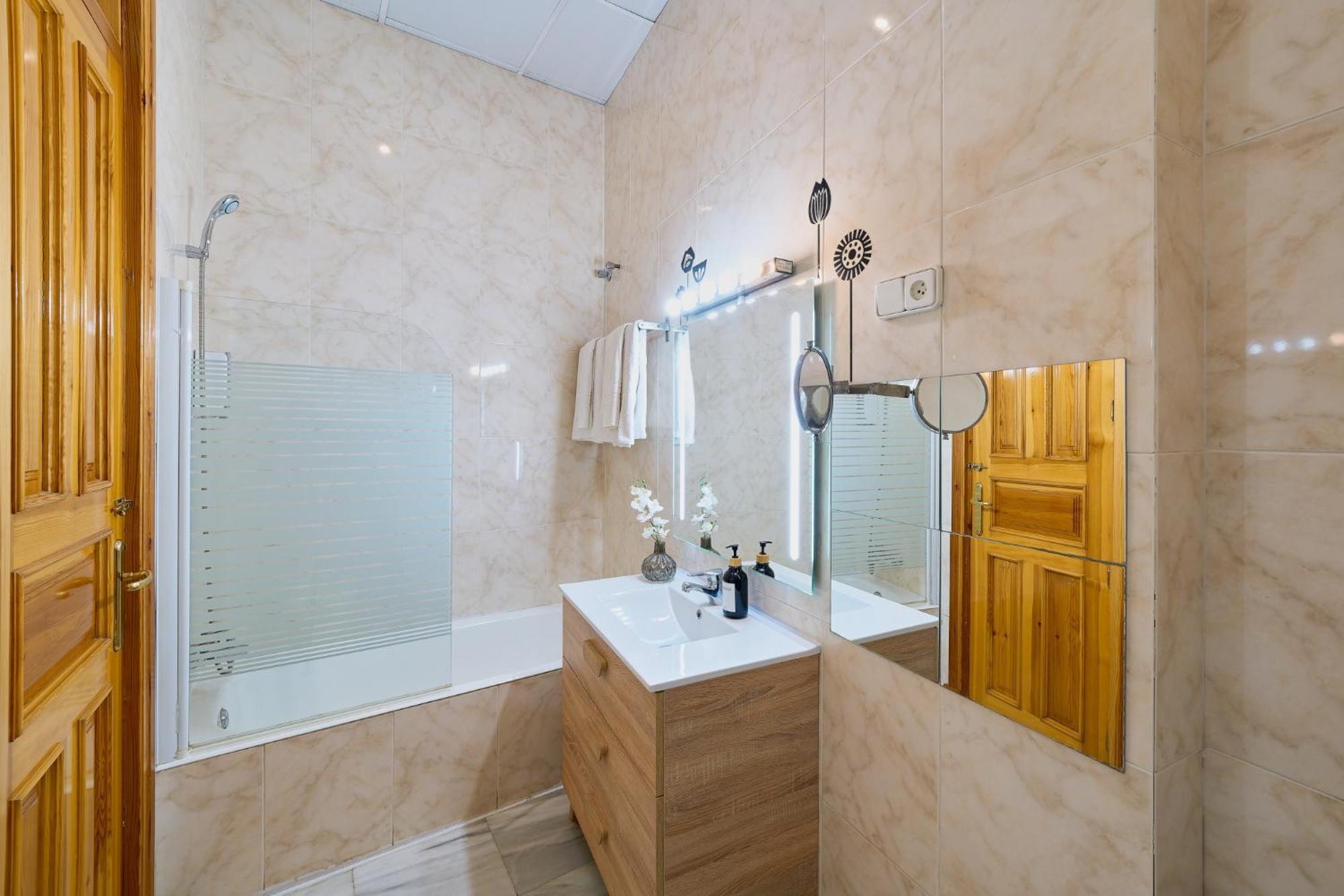Boutique Suites Echegaray มาลากา ภายนอก รูปภาพ
